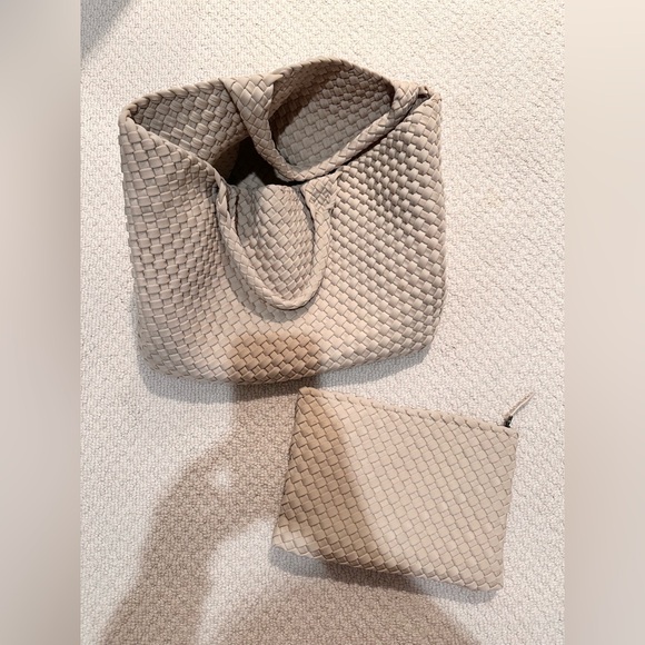 Naghedi St Barth Medium Tote - Picture 1 of 8